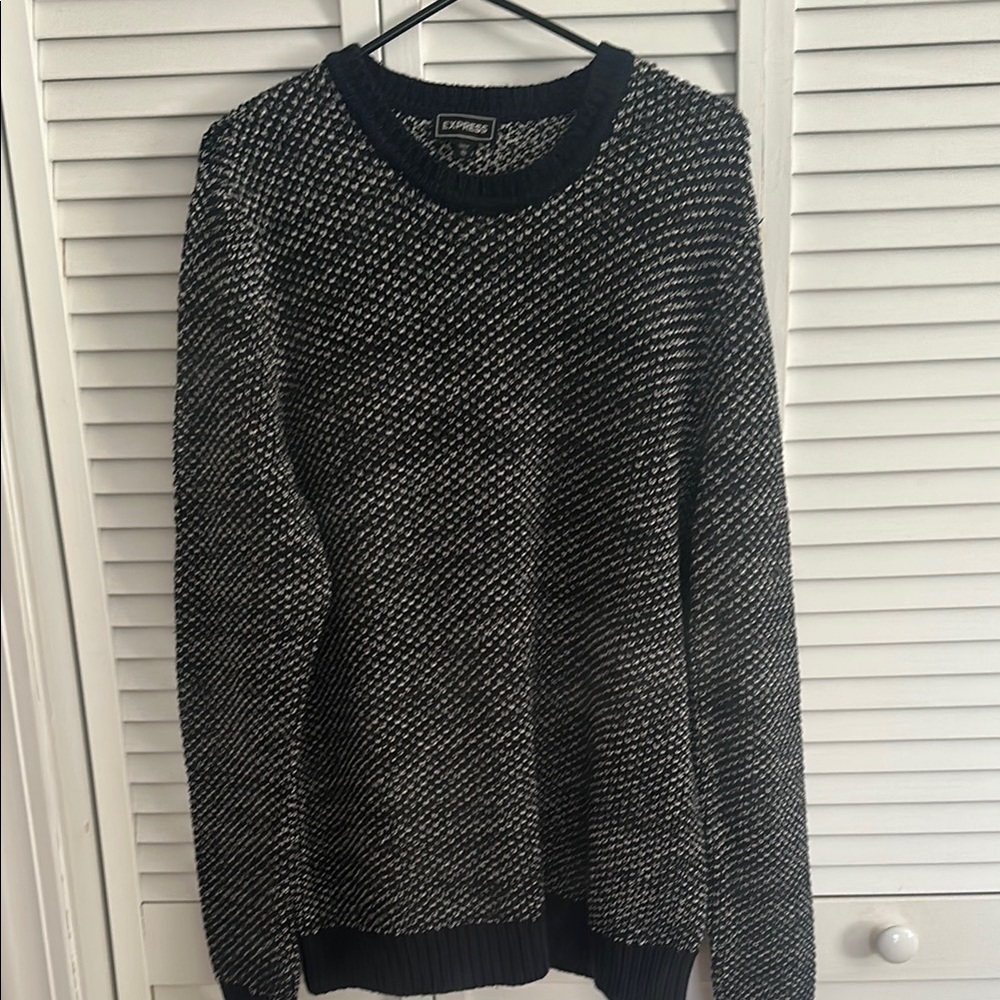 Men's Black and White Sweater